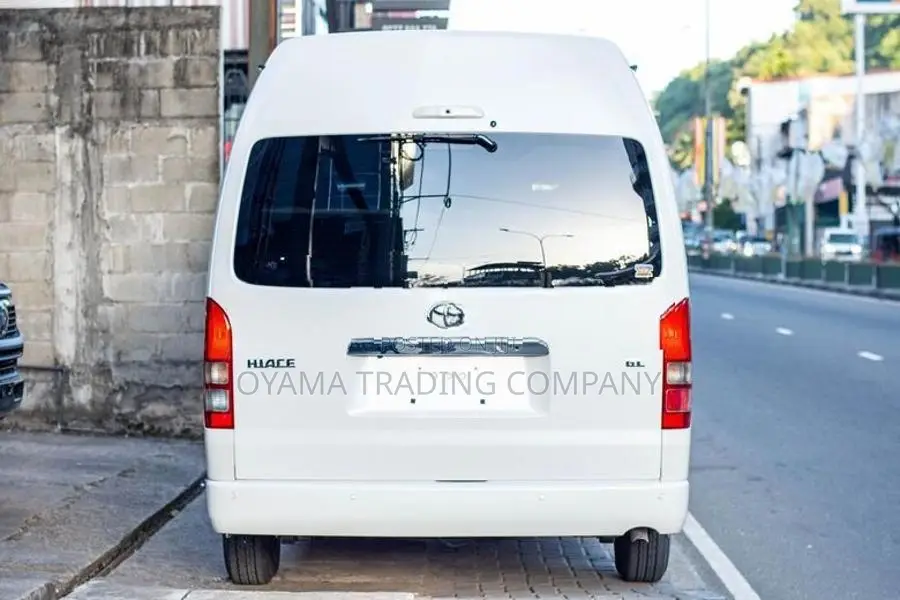 Toyota Hiace GDH223 HighRoof 2026