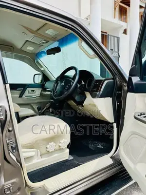 Mitsubishi Montero 3.2 Diesel Rockford 2013