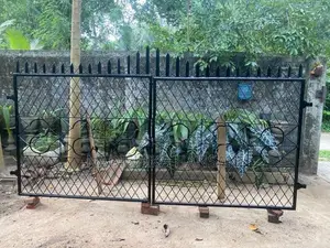 Double Opening Metal Gate