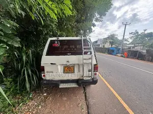 Mitsubishi L300 1983