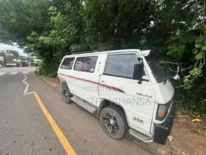 Mitsubishi L300 1983