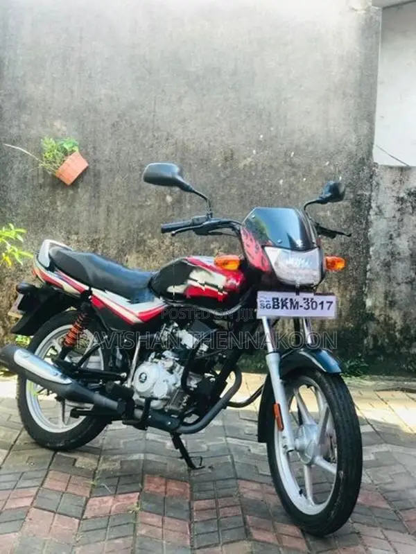Bajaj CT100 100 2025