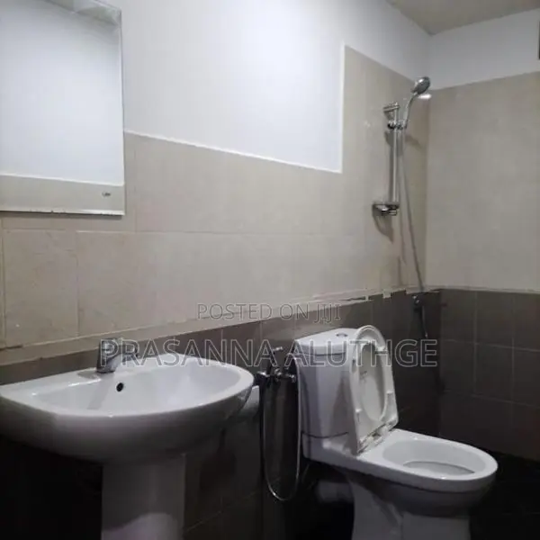 Private Studio Apartment in Kotte with Parking