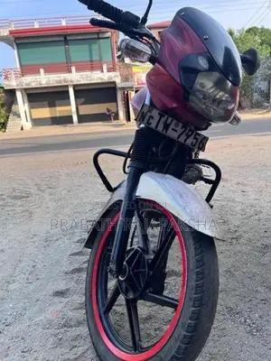 Bajaj Discover 125 2012