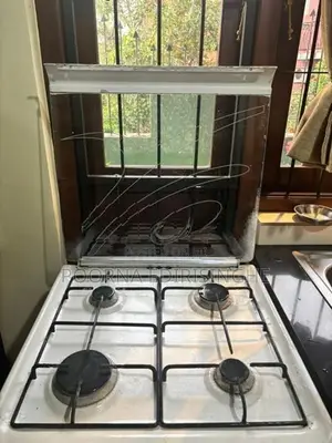 Aftron 4-Burner Gas Cooker with Oven