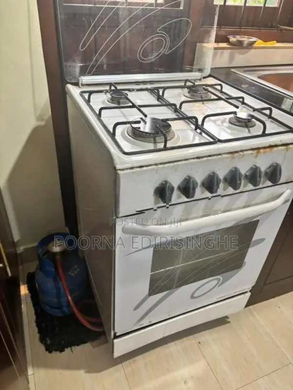 Aftron 4-Burner Gas Cooker with Oven