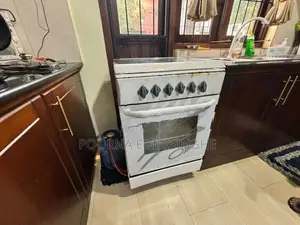 Aftron 4-Burner Gas Cooker with Oven