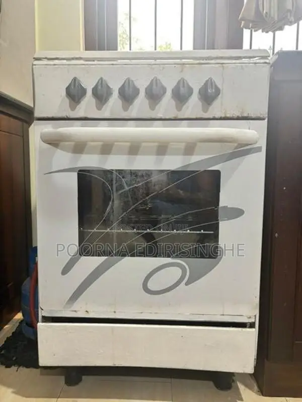 Aftron 4-Burner Gas Cooker with Oven