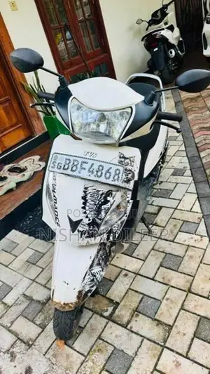 TVS Jupiter 2015