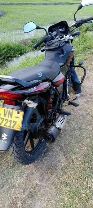 Bajaj Discover 2010
