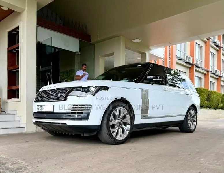Land Rover Range LWB Plus 2019