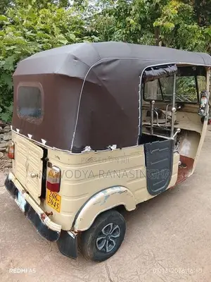 Bajaj RE 1999