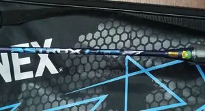 Astrox Lite 27i Badminton Racket