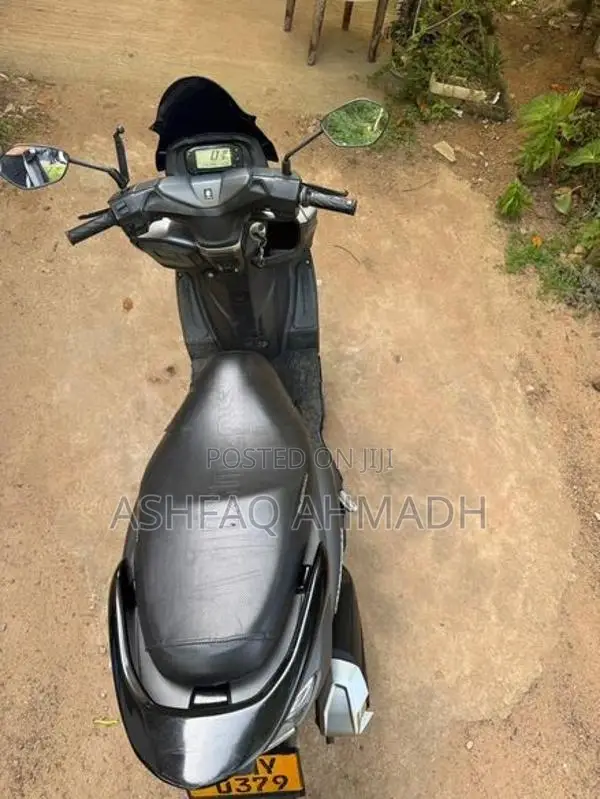 Suzuki Burgman 2019