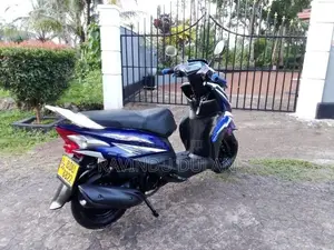 Yamaha Ray 2016