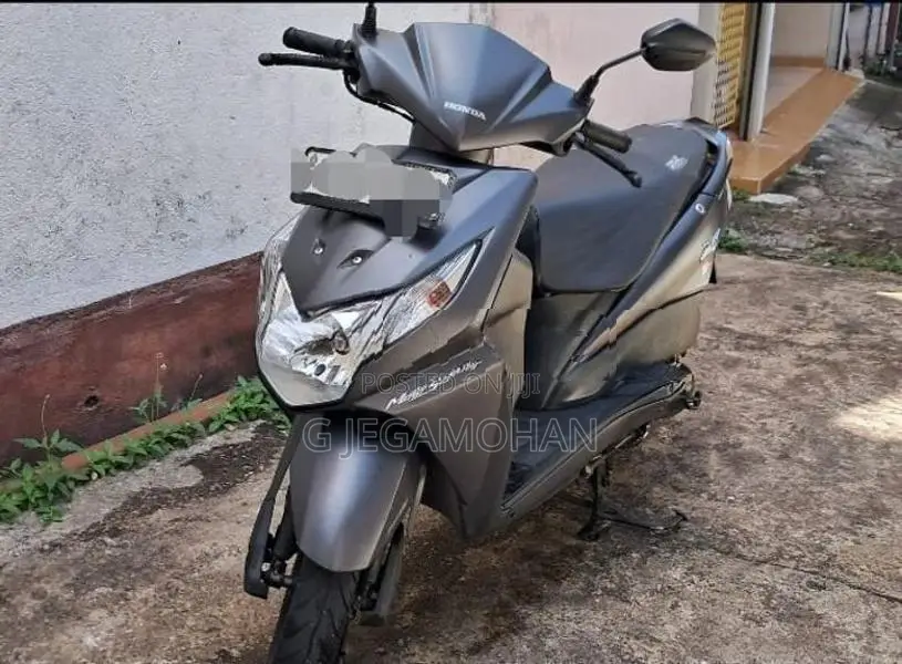 Honda Dio Black 2017