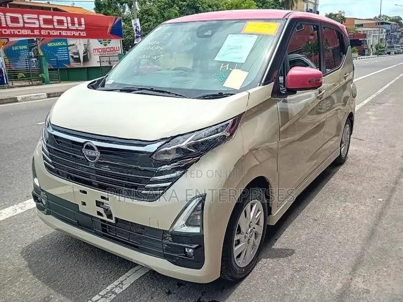 Nissan Dayz Highway Star 2024