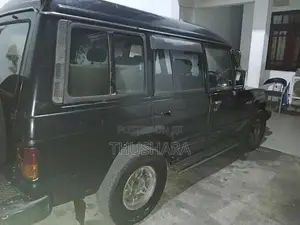 Mitsubishi Pajero 4D56 1984
