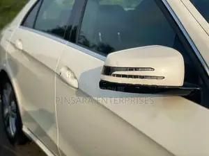 Mercedes Benz E300 2013