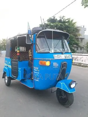 Bajaj RE 2002