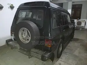 Mitsubishi Pajero 4D56 1984