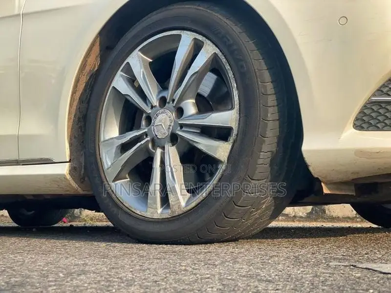Mercedes Benz E300 2013