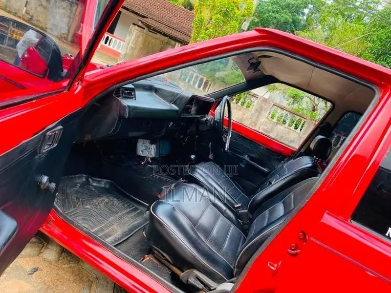 Mazda 3 1983