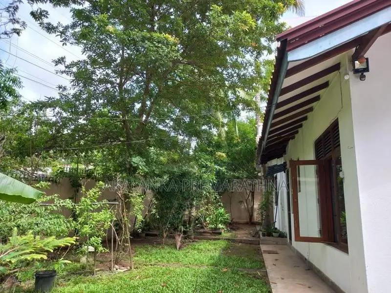 Single Story House in Aggona for Rent