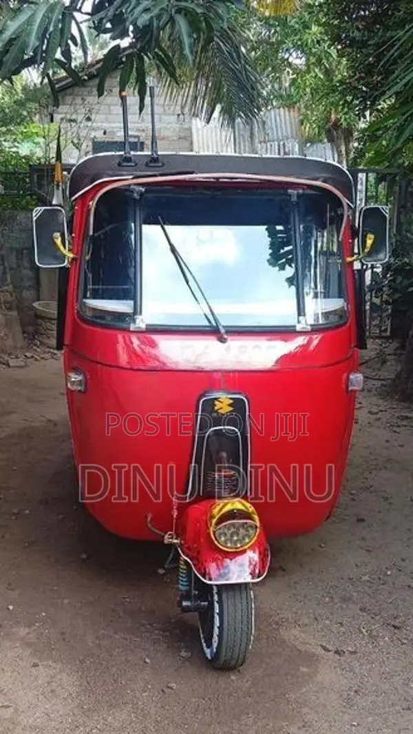 Bajaj RE 1999