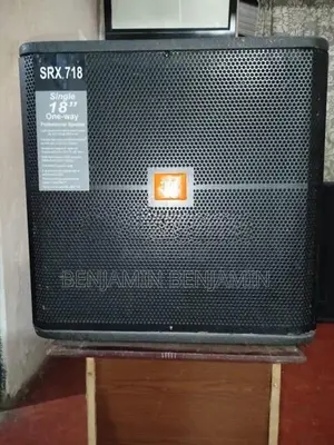 JBL XRS 718f SIngle Top Subwoofer 18”inch