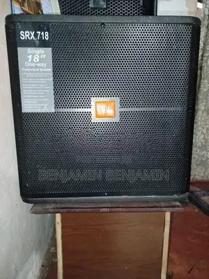 JBL XRS 718f SIngle Top Subwoofer 18”inch