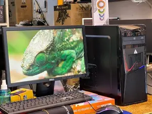 Samsung i5 4th Gen 4GB RAM-500GB HDD