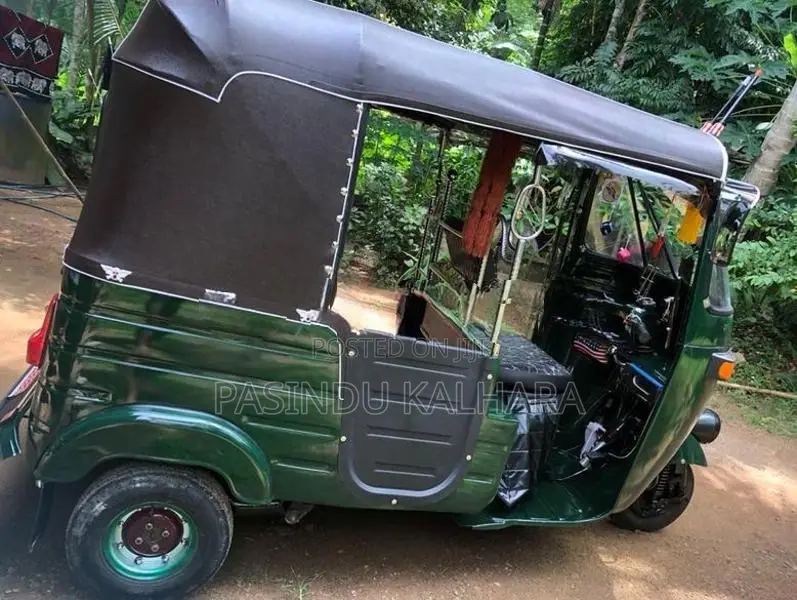 Bajaj RE 1996