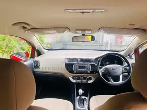 Kia Rio 2015