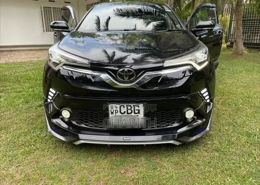 Toyota CHR NGX10 2018