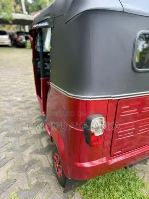 TVS King 2011
