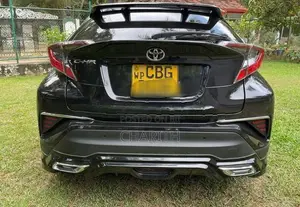 Toyota CHR NGX10 2018