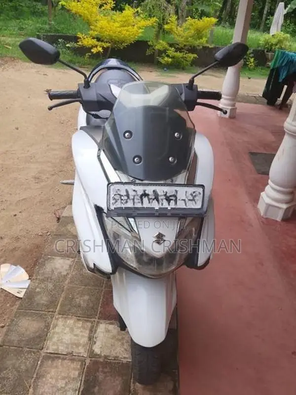 Suzuki Burgman 125 2019