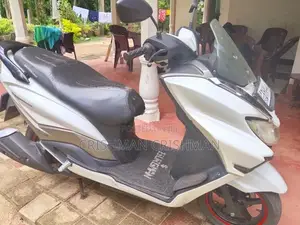 Suzuki Burgman 125 2019