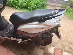 Suzuki Burgman 125 2019