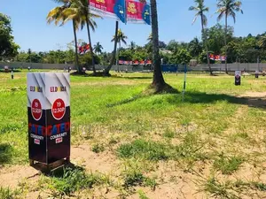 ඉඩමක් මල්කඩුවාවෙන්