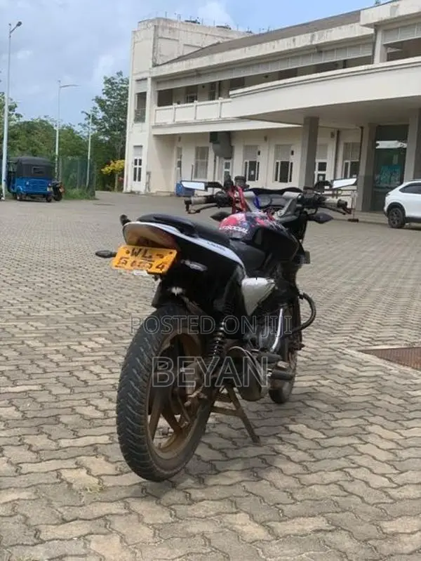 Bajaj Pulsar 135 2011