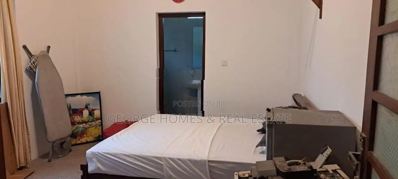 9 Bedroom House for Rent at Mount Lavinia