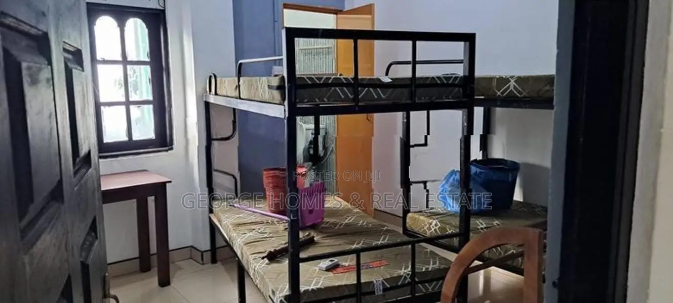 13 Bedroom 4 Story House for Rent at Colombo
