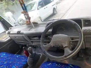 Isuzu Elf 350 1996