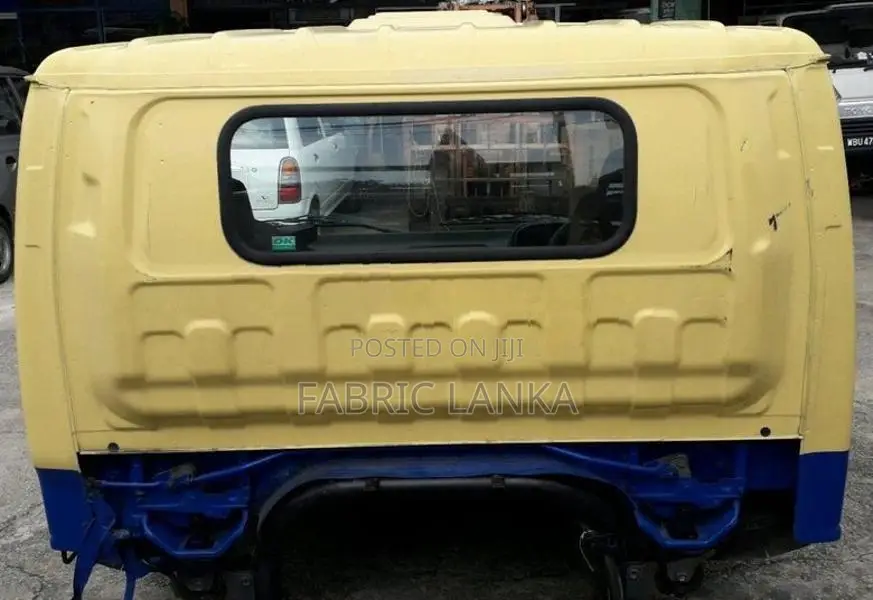 Isuzu Elf 350 Cabin 1998