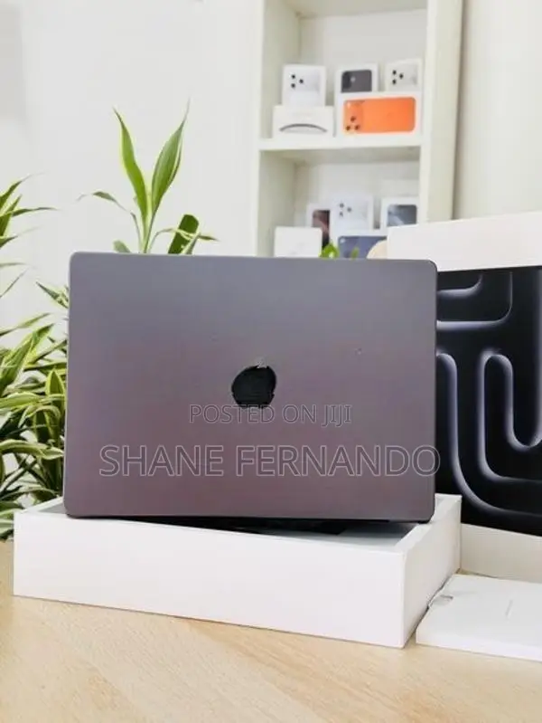 Apple MacBook M4 Pro 14"Inch 24GB/512GB 2024
