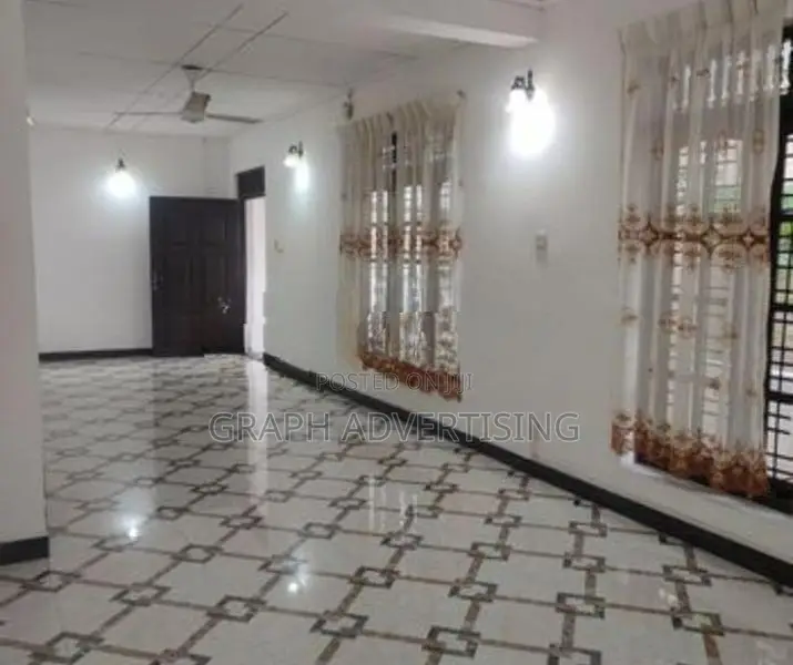 3BR First Floor House for Rent in Kirulapone Colombo-06 [1751]