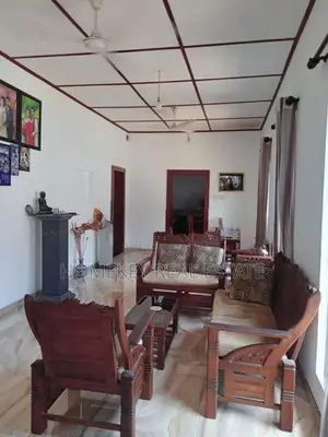 Wattala Enderamulla House for Sale