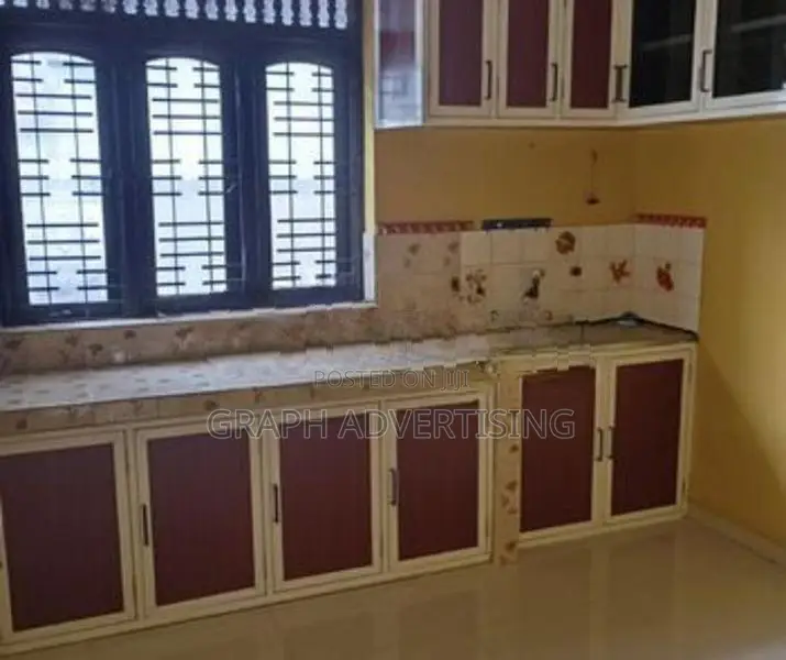 3BR First Floor House for Rent in Kirulapone Colombo-06 [1751]